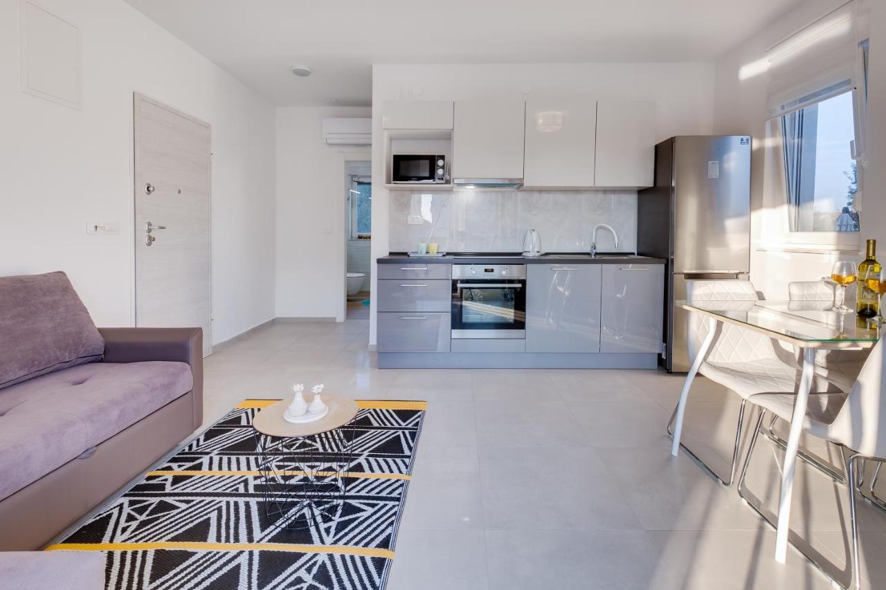 Apartments Evita Bibinje Eksteriør billede