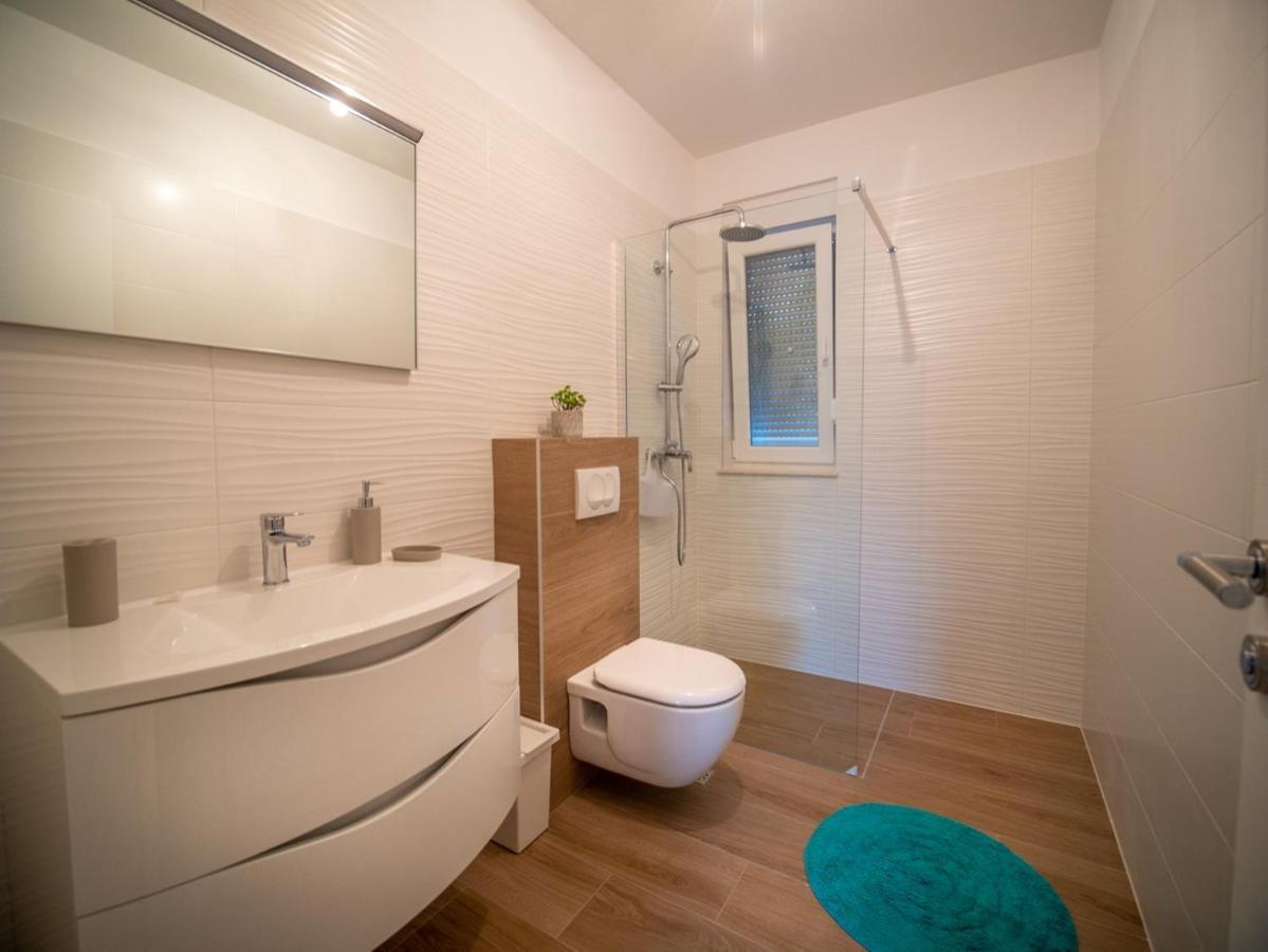 Apartments Evita Bibinje Eksteriør billede